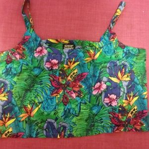 Floral pattern crop top