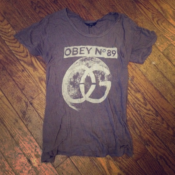 Obey top