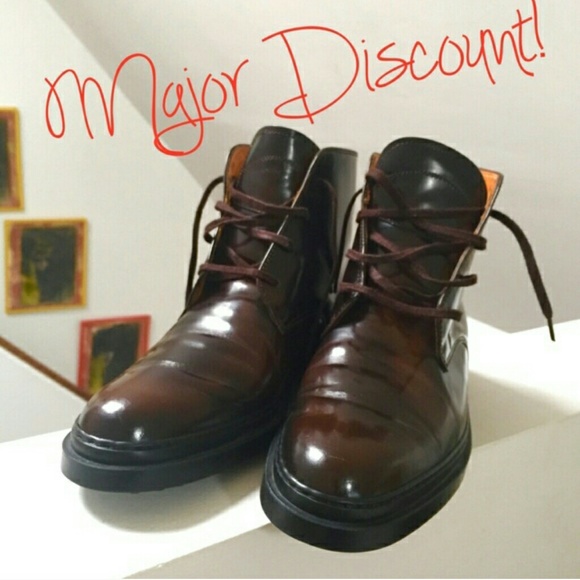 👢👢Womens Original Tod's Boots👢👢