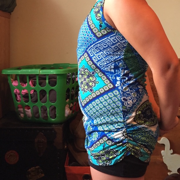 Tanktop - Picture 3 of 3