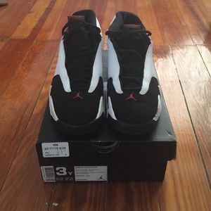 retro Jordan black tie 14s size 3y