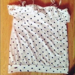 White shirt with black Polkadot😁