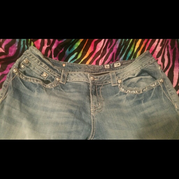 Size 36 Miss Me Jeans