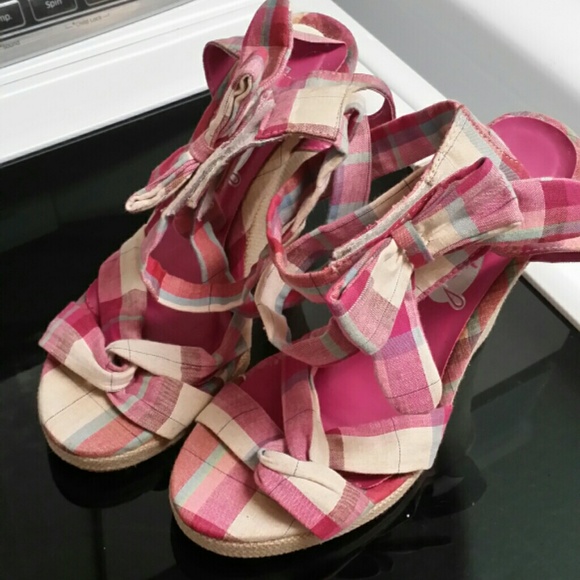 Wedges - Picture 2 of 3