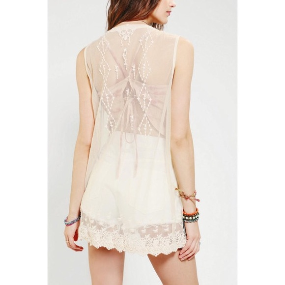 Thistle pearl Embroidered Vest - Picture 2 of 4