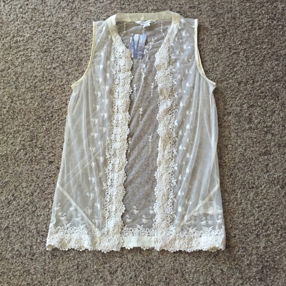 Thistle pearl Embroidered Vest - Picture 3 of 4