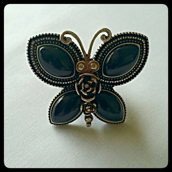 VINTAGE Stretchy Butterfly Ring - Picture 2 of 3