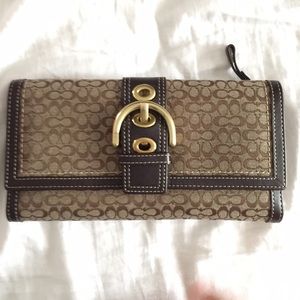 Signature C Coach Wallet