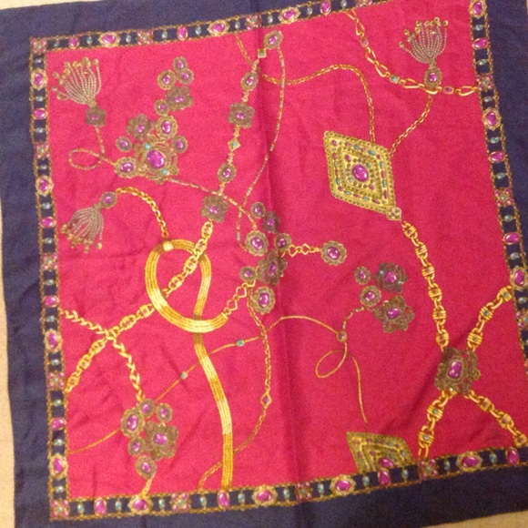 Large Chanel scarf - deep pink with navy border