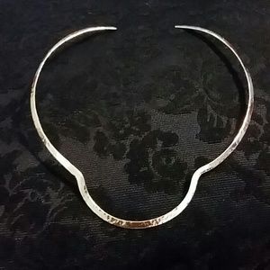SILVER NECKLACE