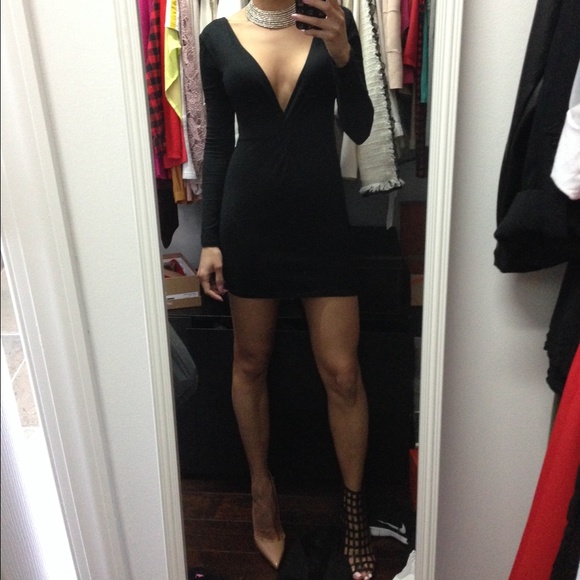 Knot Over You little black dress - Picture 4 of 4