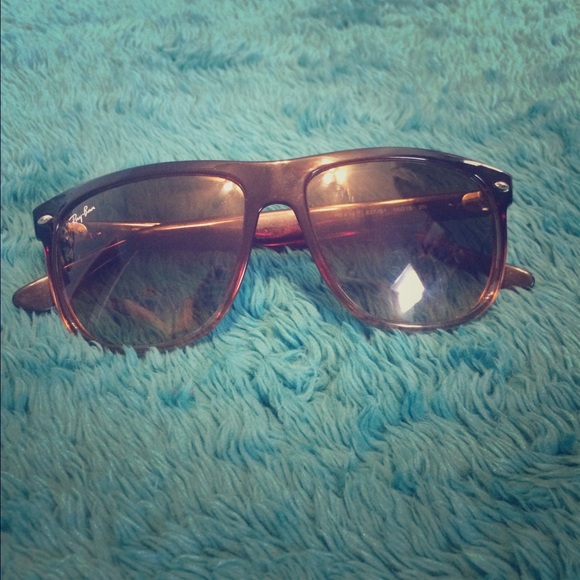 😎 Reduced!! Ray-ban sunglasses