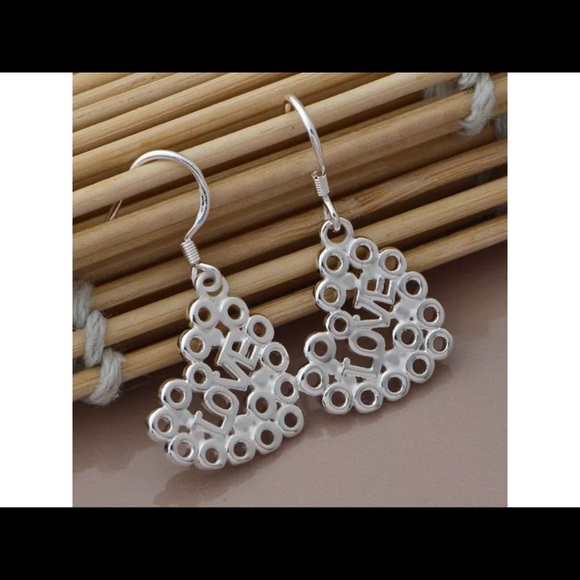 ❤️Posh Love Earrings ❤️