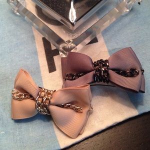 Hair bows