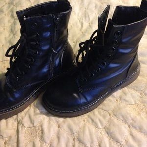 Tillys Doc Martens