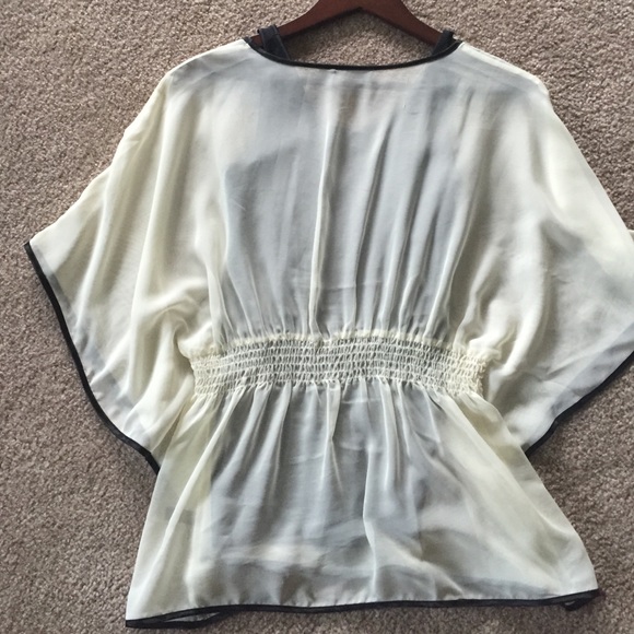 "The limited" top - Picture 2 of 3