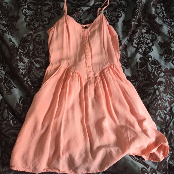 H&M Dresses & Skirts - Pink back to school dress ❤️