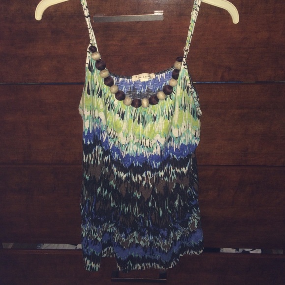 Forever21 shirt with elastic at waist - Picture 1 of 2