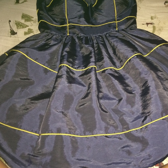 Bustier mini dress - Picture 3 of 4