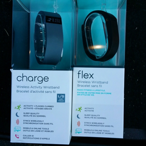 fitbit Accessories - Fitbit charge burgundy size small
