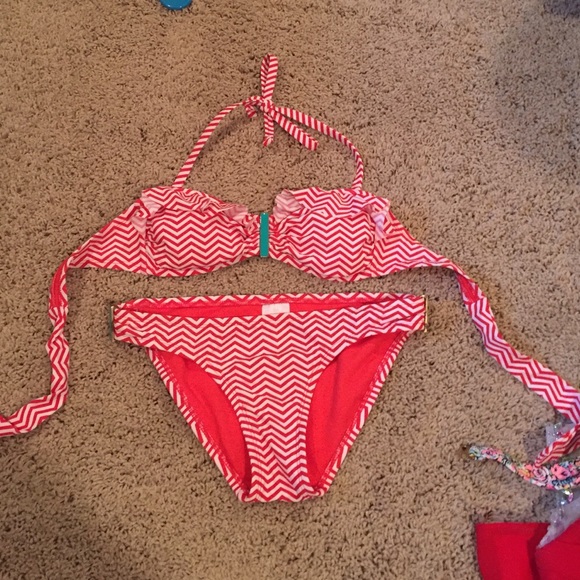 Bathing suit