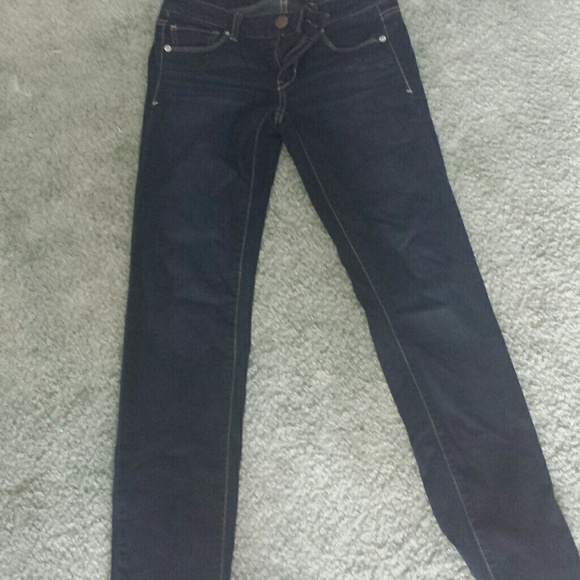 Size 4 short AE skinny jeans
