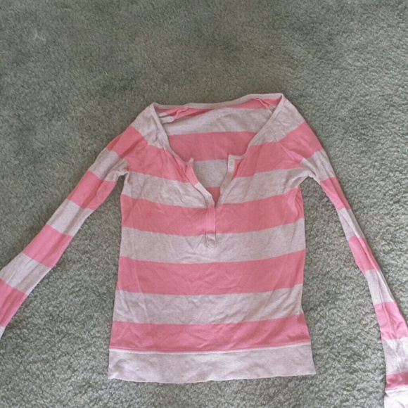 AE striped long sleeve shirt