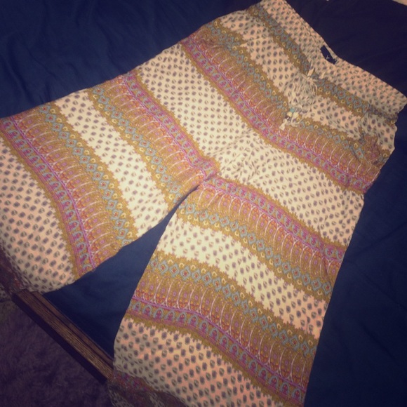 American Eagle pants