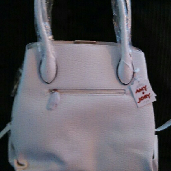 White Faux leather purse - Picture 3 of 3