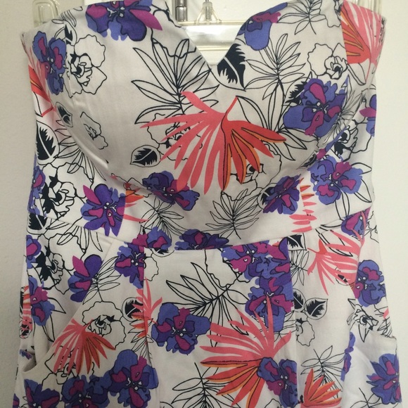 5 $10 items for $25 - Picture 2 of 4