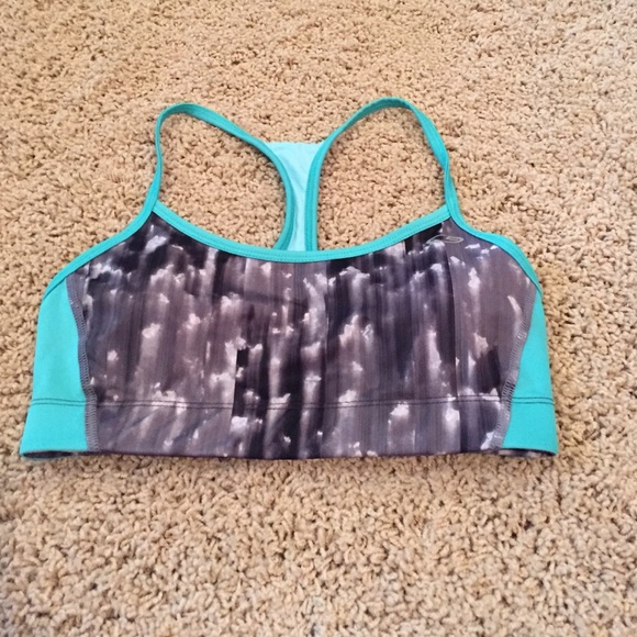 Sports bra