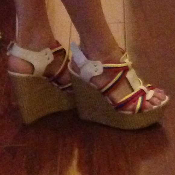 Cute wedges - Picture 3 of 4