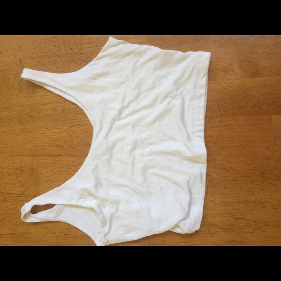 Never worn white crop top - Picture 1 of 2