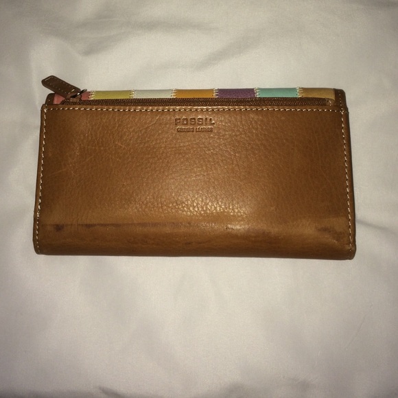 FOSSIL WALLET💕 - Picture 4 of 4