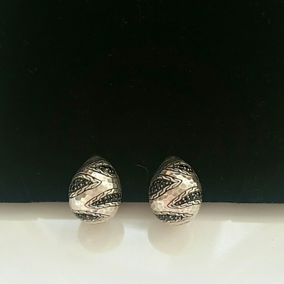 John Hardy Buddha Belly Earrings w Black Sapphires