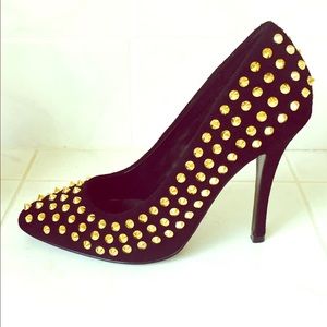 Steve Madden Gold Studded Black Heels
