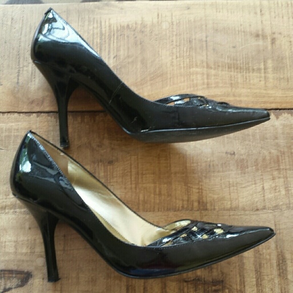 Kelly & Katie adorable black heels. - Picture 2 of 4