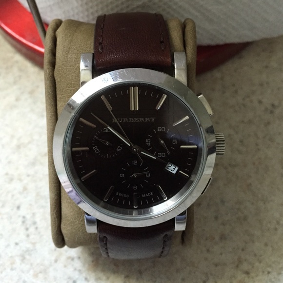 Burberry watch - Picture 2 of 2