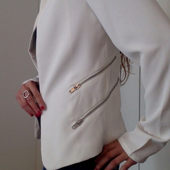 Double Zip White Blazer. NWT - Picture 2 of 4