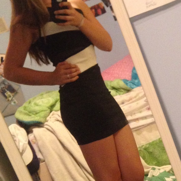 🔲b&w dress🔲