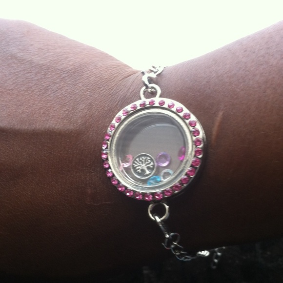 Locket bracelet - Picture 1 of 1