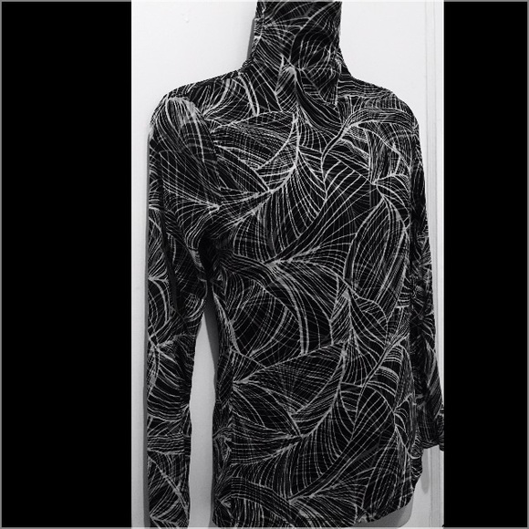 ALFANI Black and Grey Sheer Turtleneck