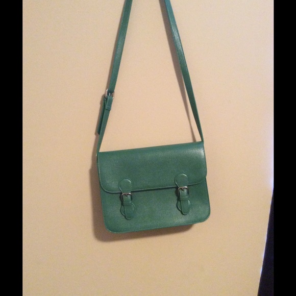 Forever 21 green cross body purse