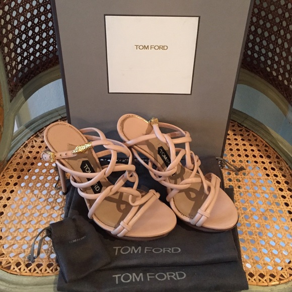 !!!Sold on Mer!!!Tom Ford pink platform heels - Picture 2 of 4