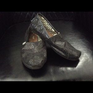 Black glitter Toms W:7.5