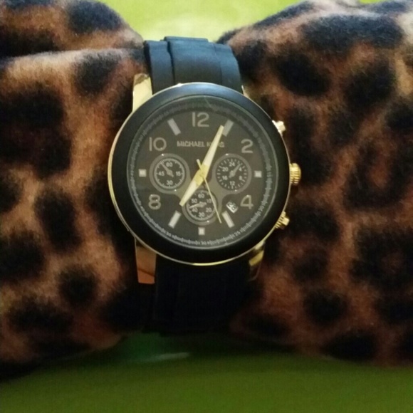Kors watch