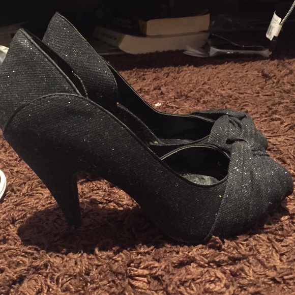 Black sparkily peep toe heel - Picture 2 of 2