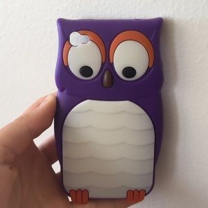 Purple owl iPhone 4/4s case
