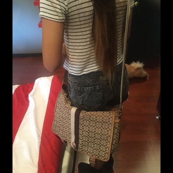 Coach message shoulder bag!