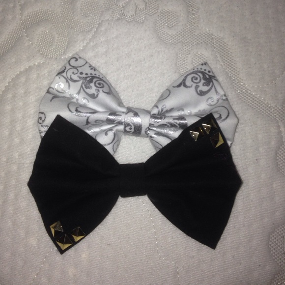 Bows! - Picture 3 of 4